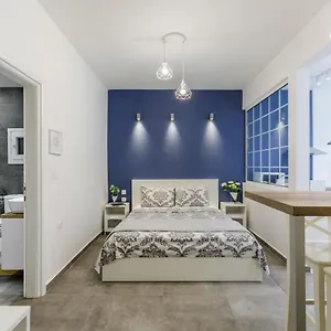 Nava In The Center Of Apartment Thessaloniki
