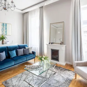  Apartment Luxury Royal In The Heart Of